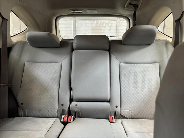 Photo of 2016 Alabaster Silver Metallic Honda CR-V