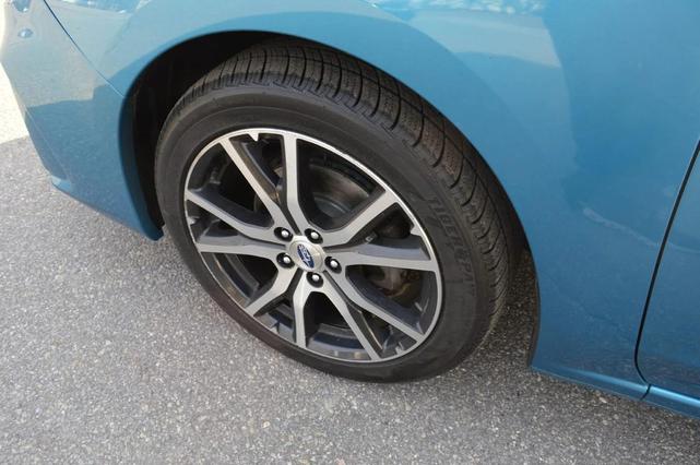 Photo of 2018 Blue Subaru Impreza
