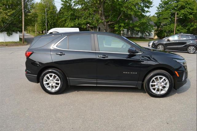 Photo of 2023 Mosaic Black Metallic Chevrolet Equinox
