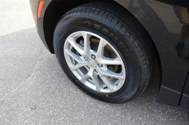 Photo of 2023 Mosaic Black Metallic Chevrolet Equinox