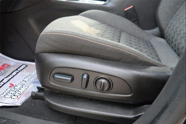 Photo of 2023 Mosaic Black Metallic Chevrolet Equinox