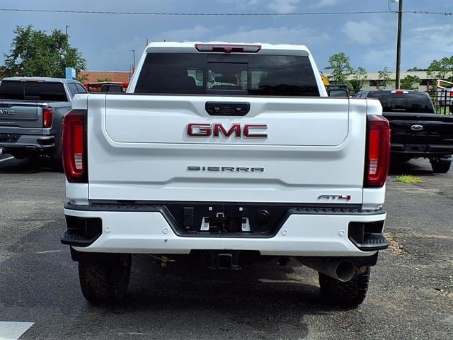 Photo of 2023 Summit White GMC Sierra 2500