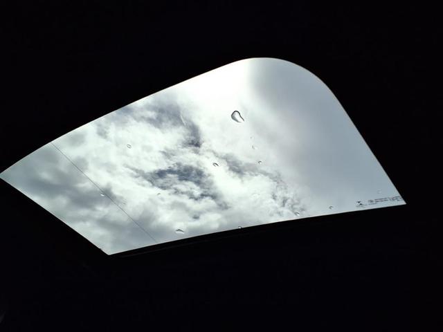 Photo of 2023 Summit White GMC Sierra 2500