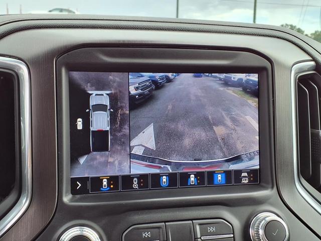 Photo of 2023 Summit White GMC Sierra 2500