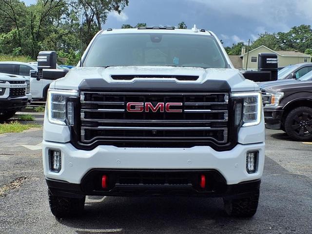 Photo of 2023 Summit White GMC Sierra 2500