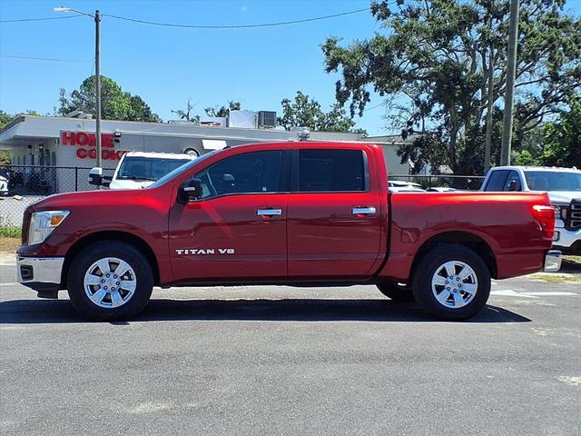Photo of 2019 Cayenne Red Metallic Nissan Titan