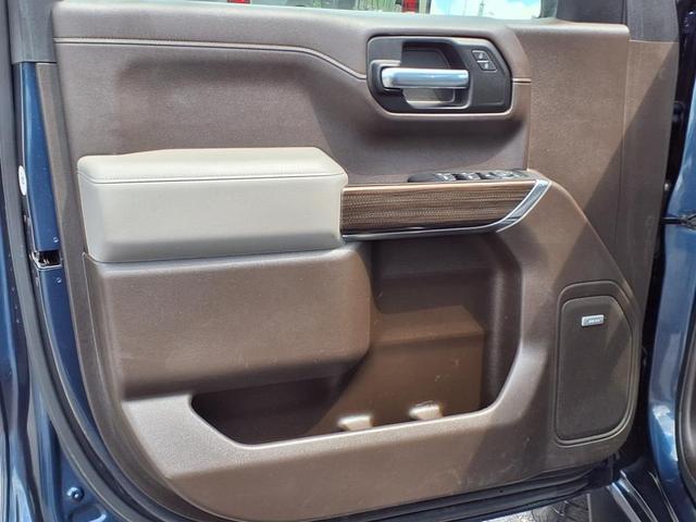 Photo of 2022 Northsky Blue Metallic Chevrolet Silverado 1500