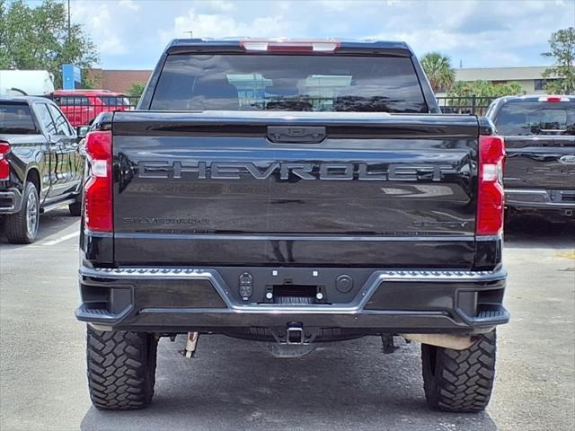 Photo of 2024 Black Chevrolet Silverado 1500