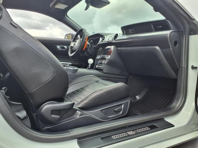 Photo of 2022 Fighter Jet Gray Ford Mustang