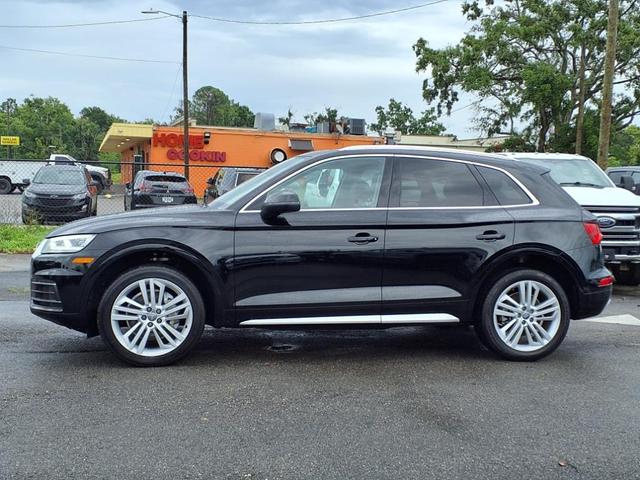 Photo of 2020 Brilliant Black Audi Q5