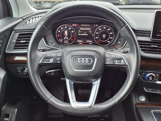 Photo of 2020 Brilliant Black Audi Q5
