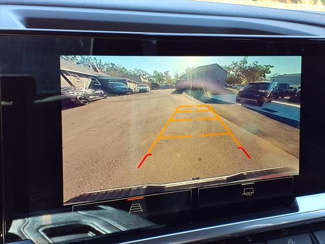 Photo of 2022 Summit White GMC Sierra 1500
