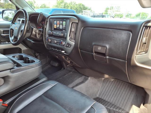 Photo of 2018 Graphite Metallic Chevrolet Silverado 1500
