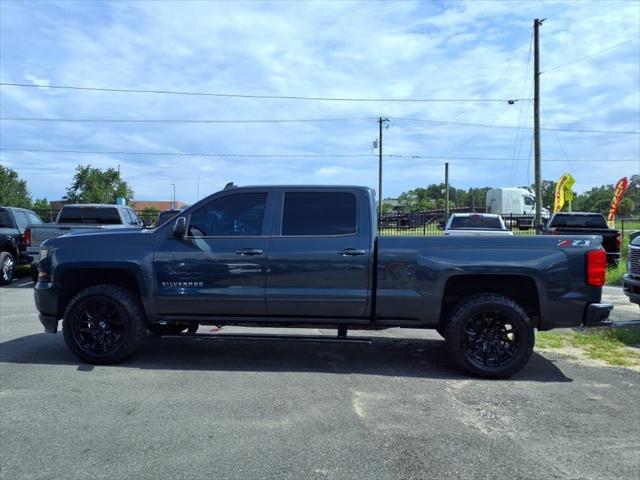Photo of 2018 Graphite Metallic Chevrolet Silverado 1500
