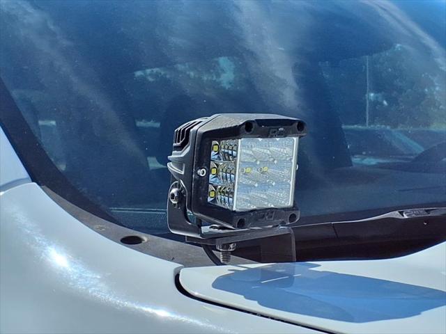 Photo of 2019 Summit White Chevrolet Silverado 1500
