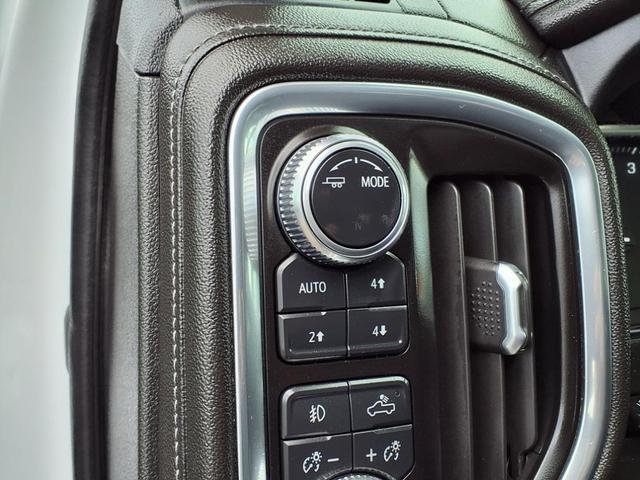 Photo of 2021 White GMC Sierra 2500