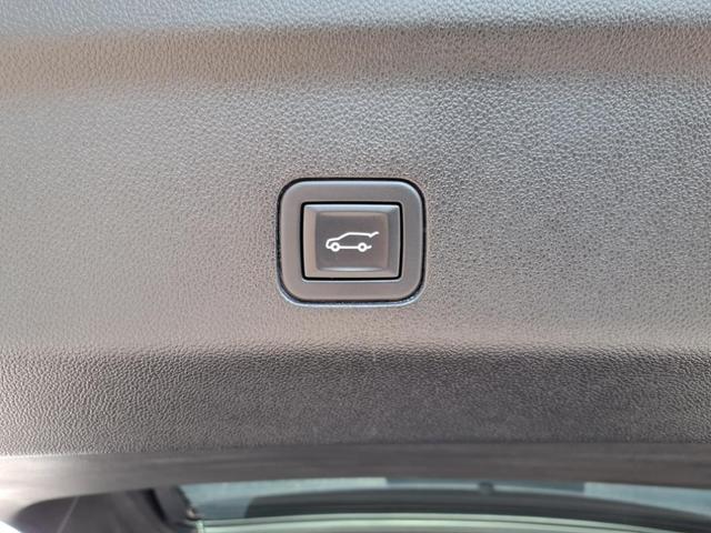 Photo of 2024 Onyx Black GMC Yukon