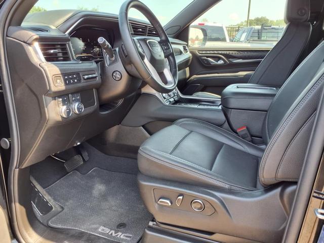 Photo of 2024 Onyx Black GMC Yukon