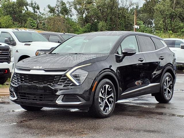 Photo of 2024 Ebony Black Kia Sportage