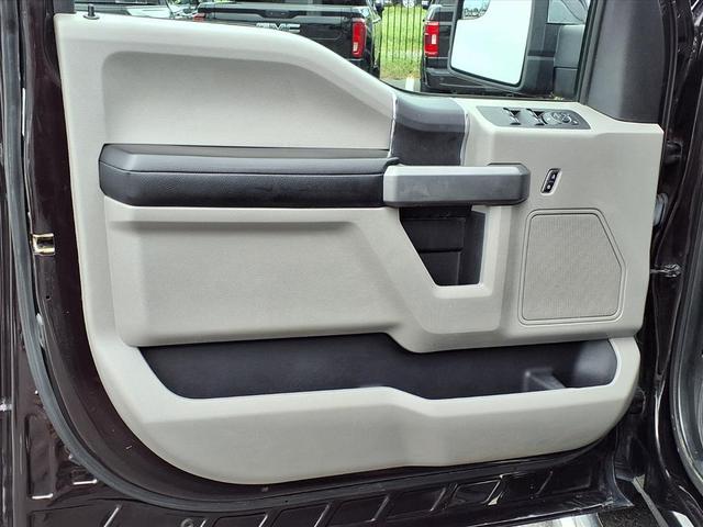 Photo of 2019 Magma Red Ford F-150
