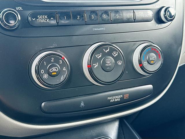 Photo of 2017 Bright Silver Kia Soul
