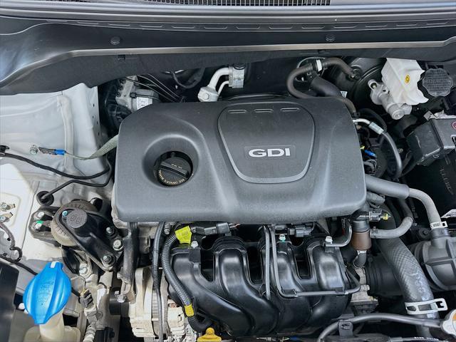 Photo of 2017 Bright Silver Kia Soul