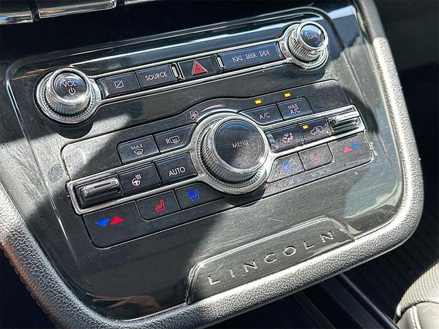 Photo of 2021 Infinite Black Lincoln Corsair