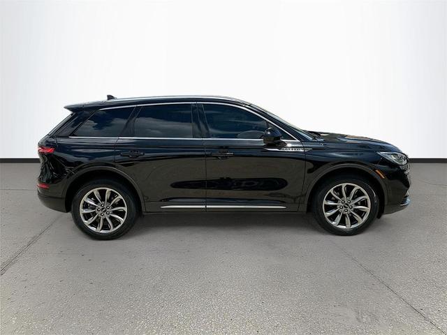 Photo of 2021 Infinite Black Lincoln Corsair