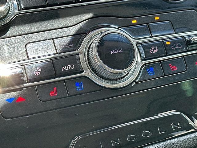 Photo of 2021 Infinite Black Lincoln Corsair