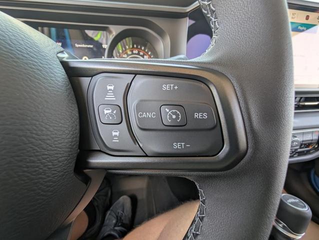 Photo of 2025 Hydro Blue Pearlcoat Jeep Gladiator