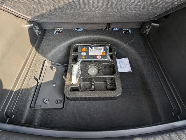 Photo of 2024 Hydro Blue Pearlcoat Jeep Compass