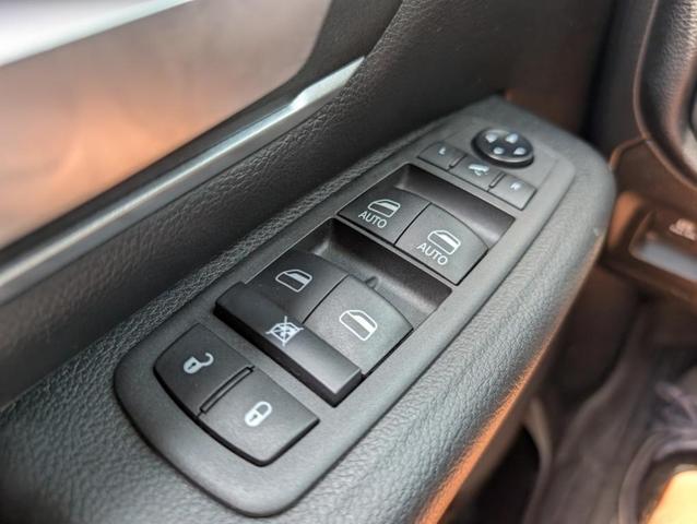 Photo of 2021 Diamond Black RAM 1500