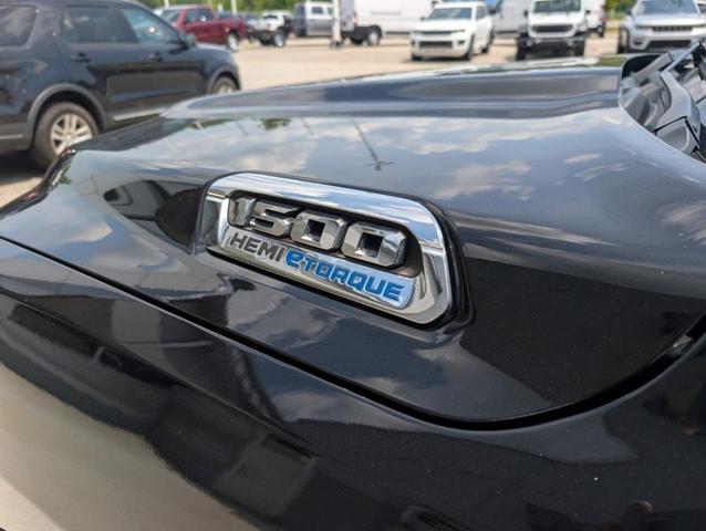 Photo of 2021 Diamond Black RAM 1500