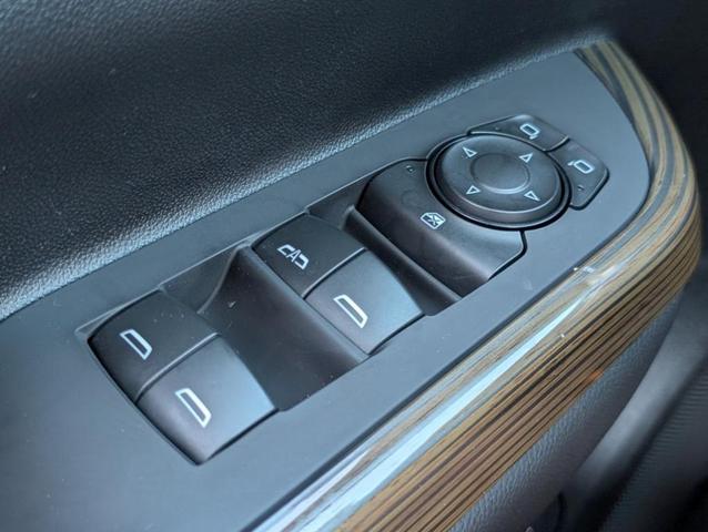 Photo of 2023 Ebony Twilight Metallic GMC Acadia
