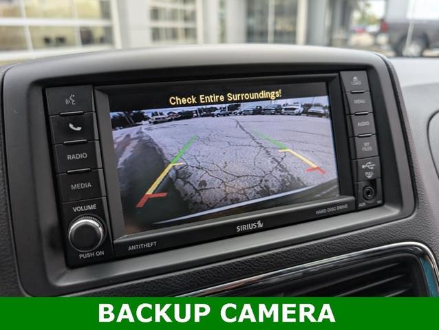 Photo of 2019 Granite Crystal Clearcoat Metallic Dodge Grand Caravan