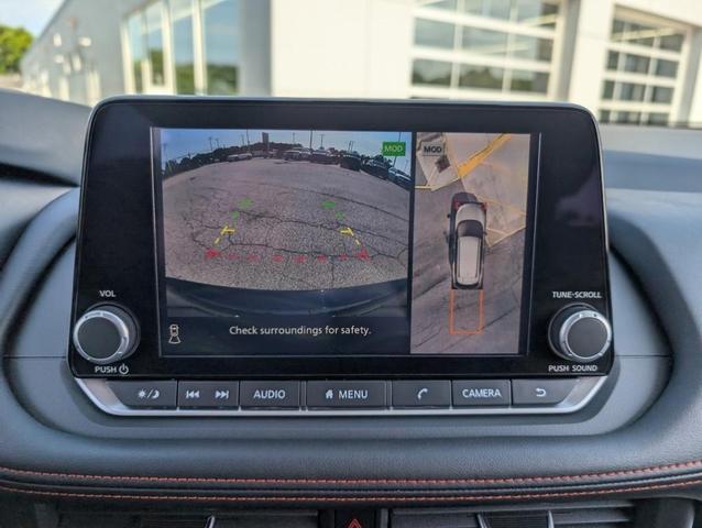 Photo of 2025 Black Nissan Rogue