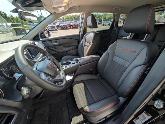 Photo of 2025 Black Nissan Rogue