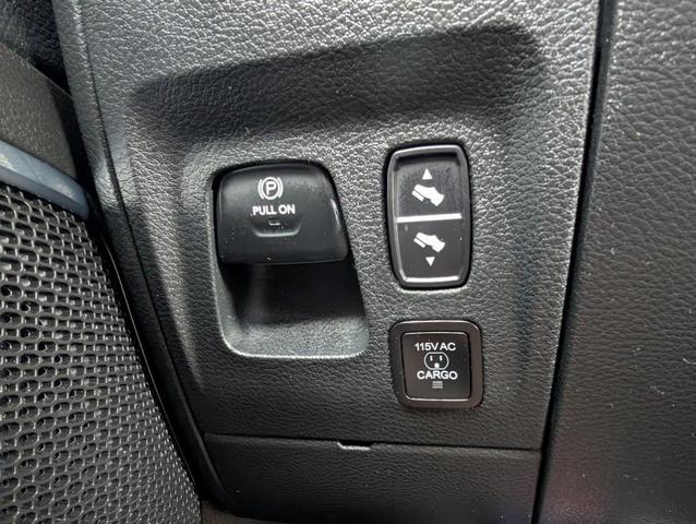 Photo of 2024 Bright White Clearcoat RAM 1500