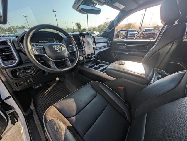 Photo of 2024 Bright White Clearcoat RAM 1500