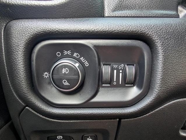 Photo of 2024 Bright White Clearcoat RAM 1500