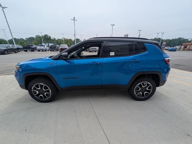 Photo of 2025 Hydro Blue Pearlcoat Jeep Compass