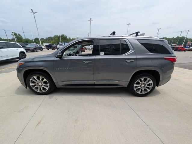 Photo of 2018 Satin Steel Metallic Chevrolet Traverse