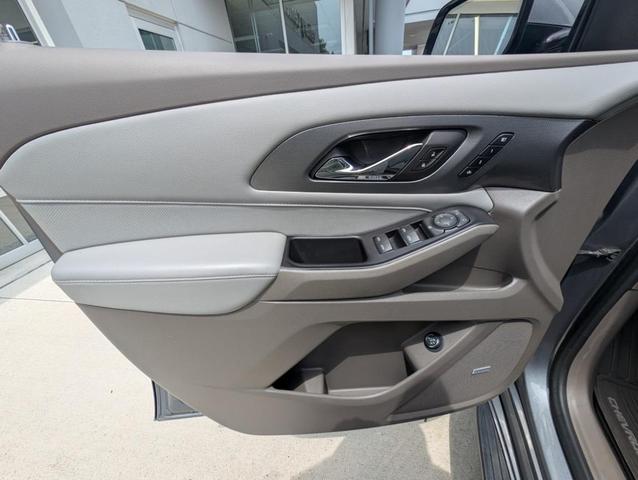 Photo of 2018 Satin Steel Metallic Chevrolet Traverse