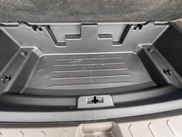 Photo of 2018 Satin Steel Metallic Chevrolet Traverse
