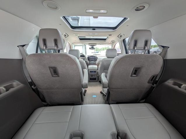 Photo of 2018 Satin Steel Metallic Chevrolet Traverse