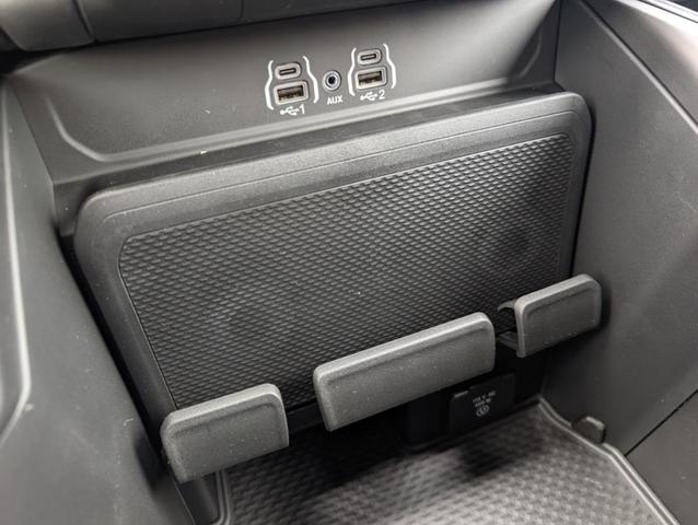 Photo of 2025 Silver RAM 1500