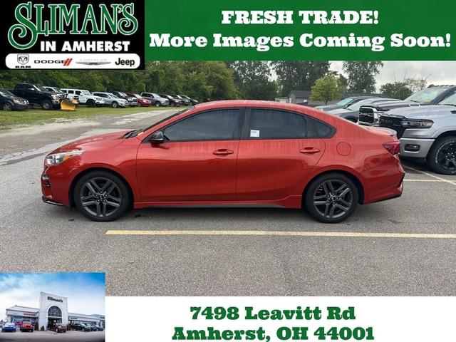 Photo of 2020 Fire Orange Kia Forte