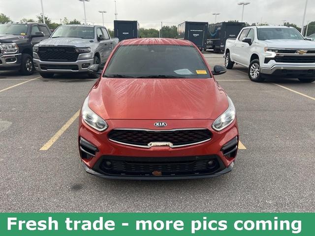 Photo of 2020 Fire Orange Kia Forte