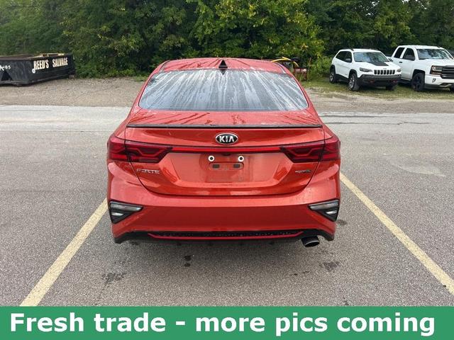 Photo of 2020 Fire Orange Kia Forte