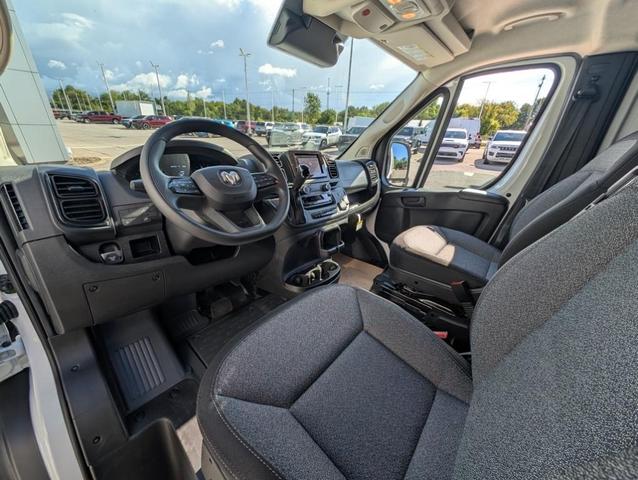 Photo of 2025 Bright White RAM ProMaster 2500